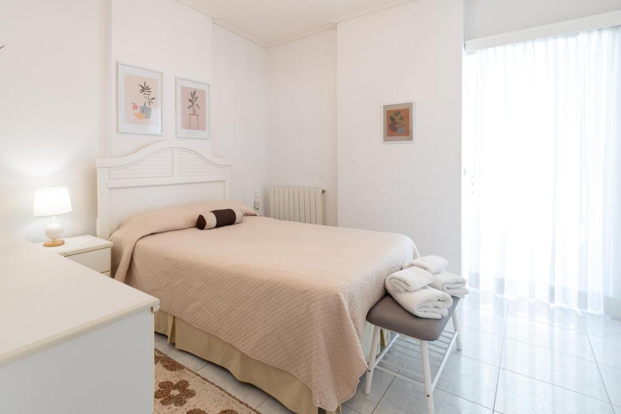 Seaside Penthouse In كالاماتا المظهر الخارجي الصورة