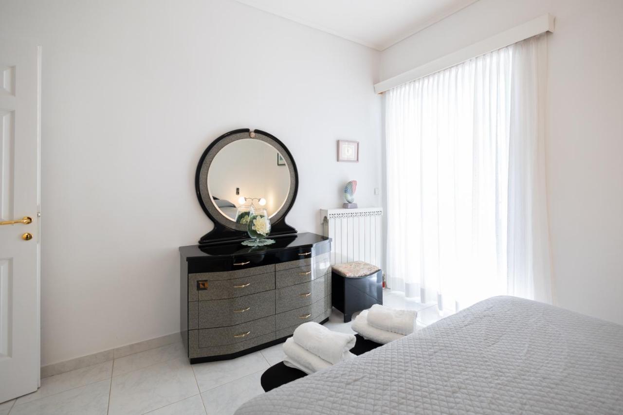Seaside Penthouse In كالاماتا المظهر الخارجي الصورة