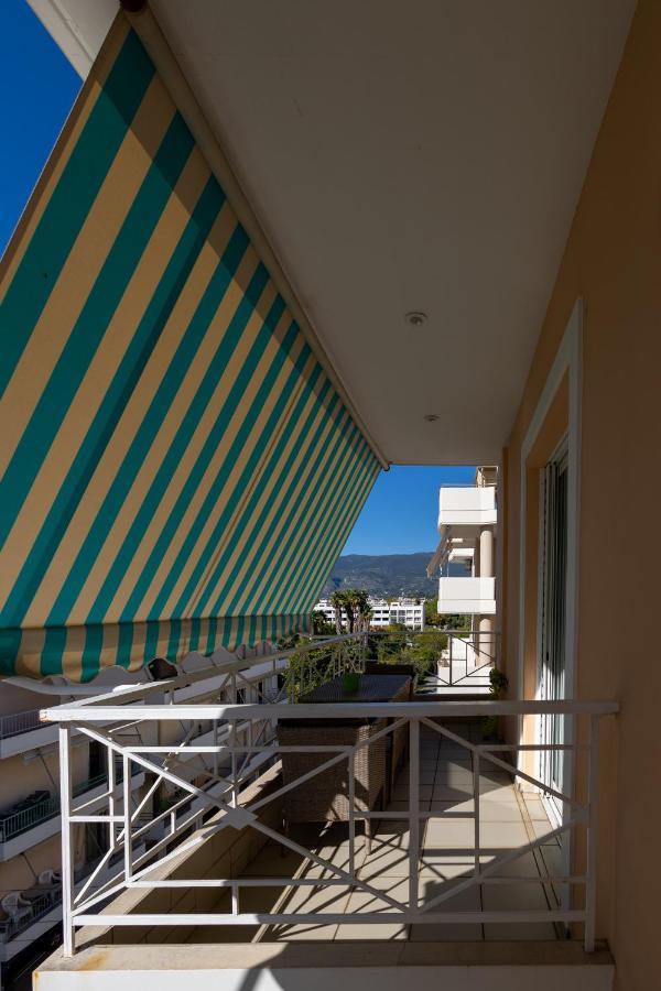 Seaside Penthouse In كالاماتا المظهر الخارجي الصورة