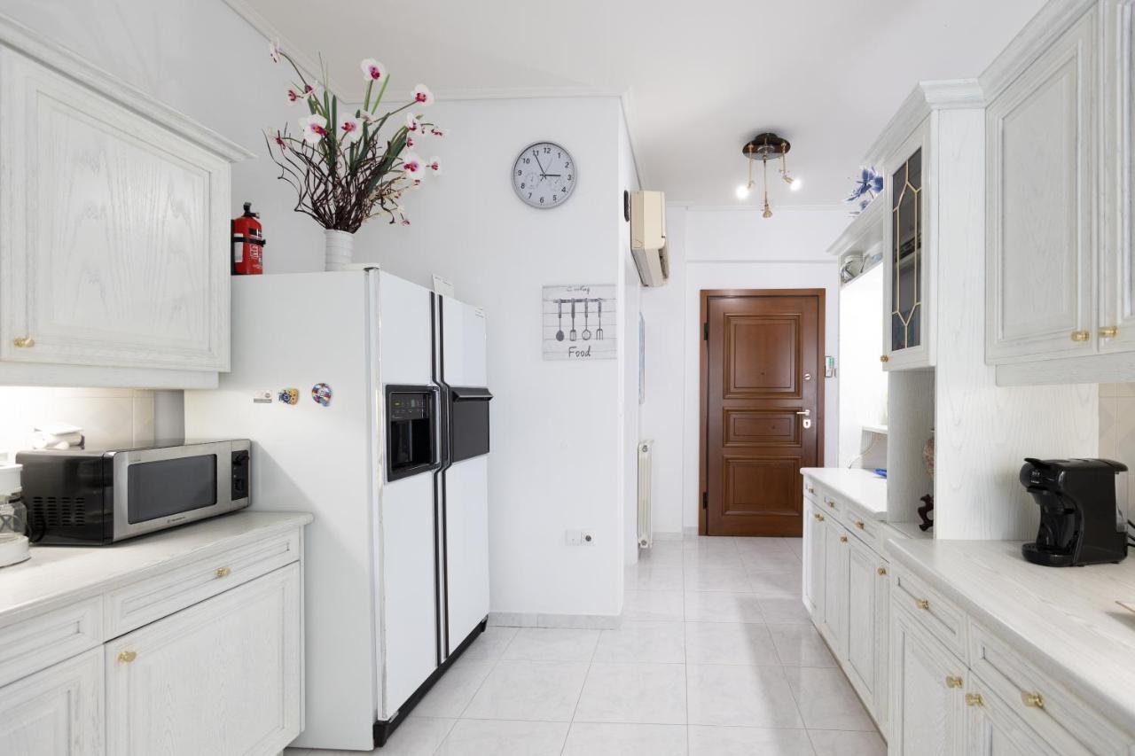 Seaside Penthouse In كالاماتا المظهر الخارجي الصورة