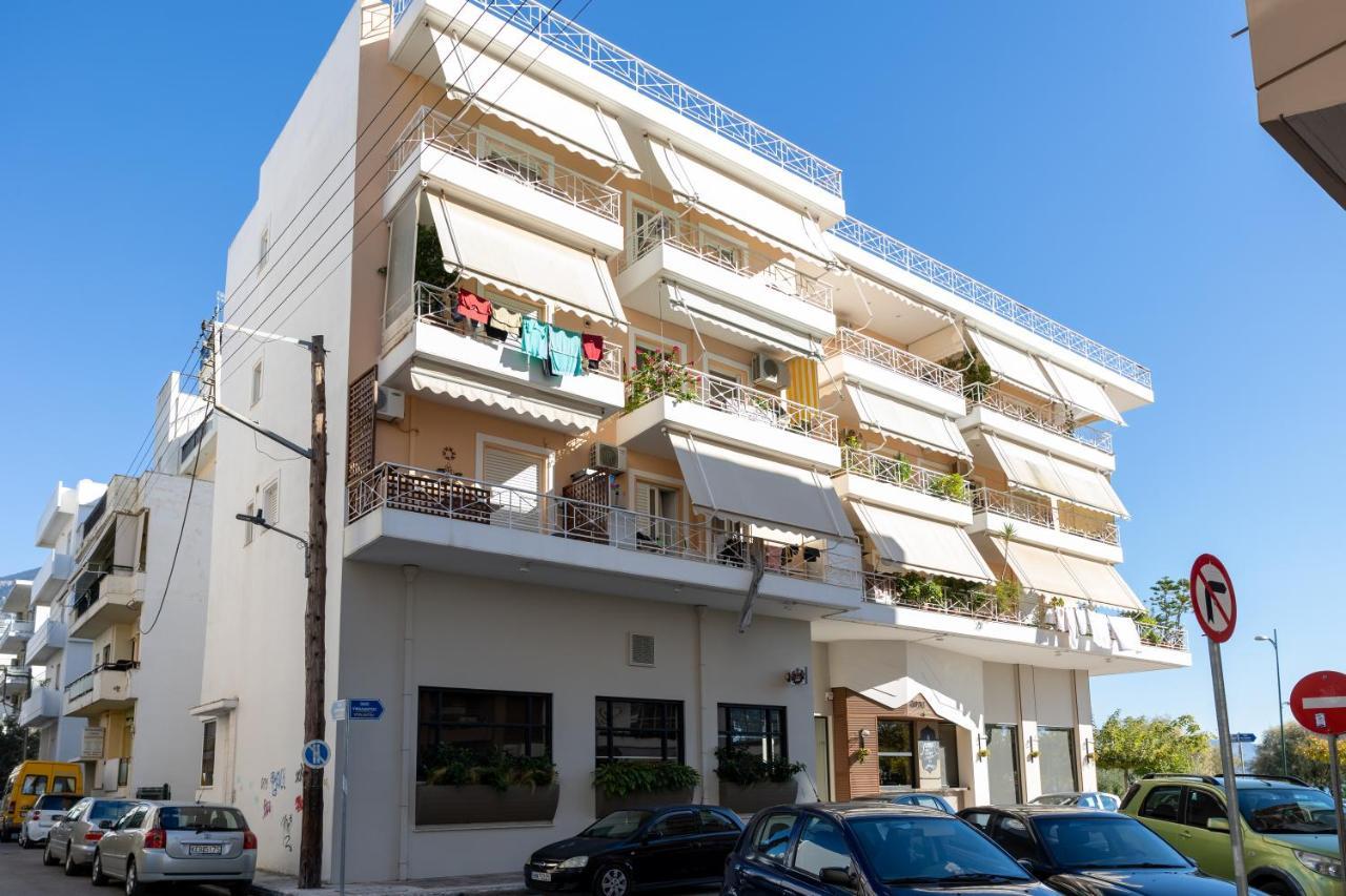 Seaside Penthouse In كالاماتا المظهر الخارجي الصورة