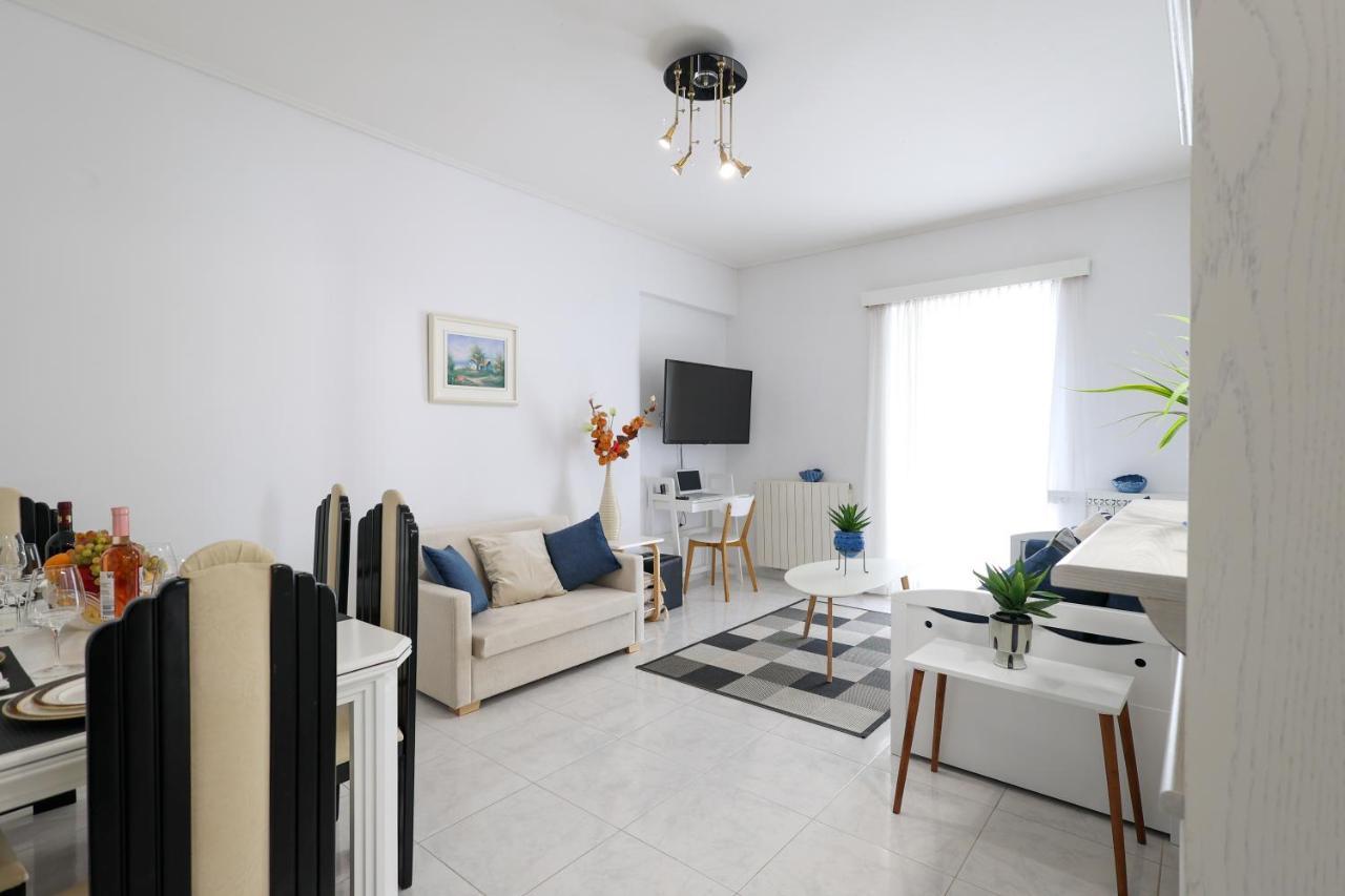 Seaside Penthouse In كالاماتا المظهر الخارجي الصورة