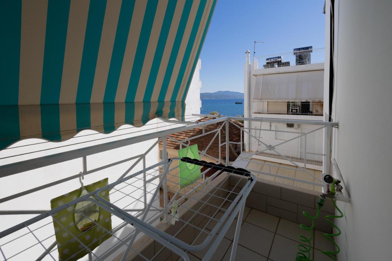 Seaside Penthouse In كالاماتا المظهر الخارجي الصورة