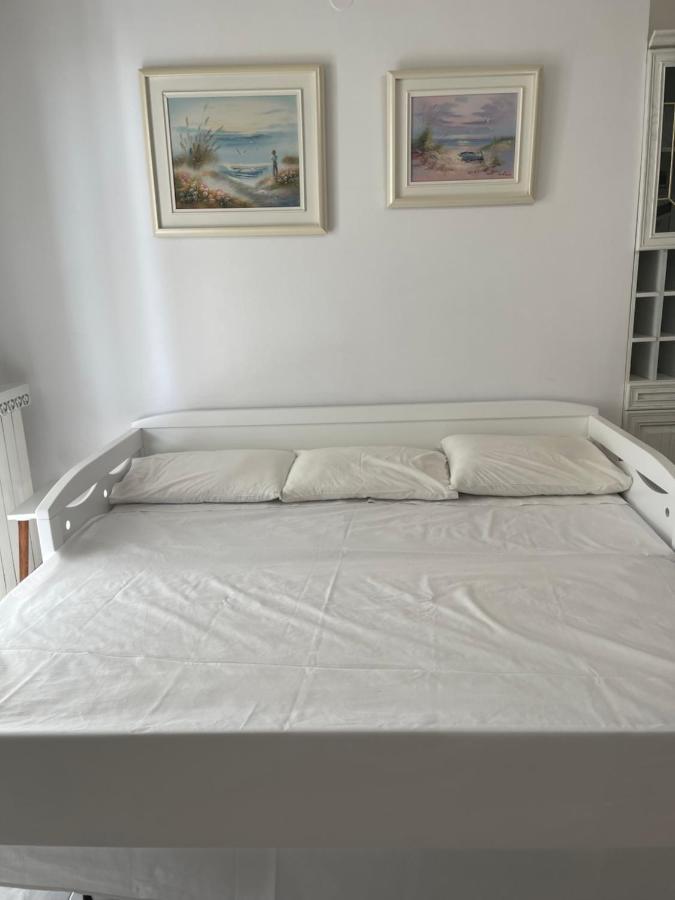 Seaside Penthouse In كالاماتا المظهر الخارجي الصورة